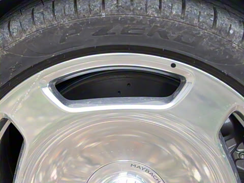 2025�� �Ŀ� S 680 4MATIC