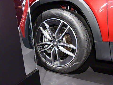 2021�� AMG GLB 35 4MATIC