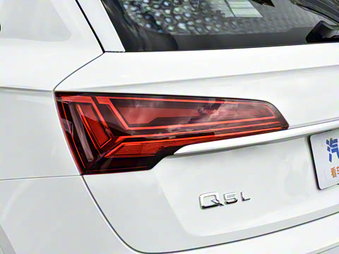 2025�� 45�����ذ� 40 TFSI ʱ�ж�����