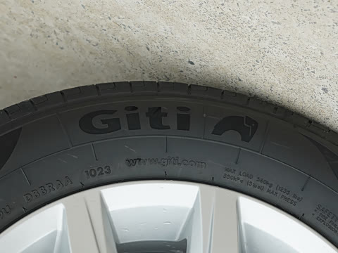 2023�� �Ŀ� Plus 1.5L �Զ��ŲʿƼ���