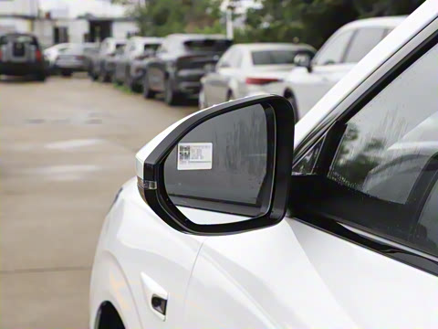 2025�� 210Ultra�Ǽݰ� 6��