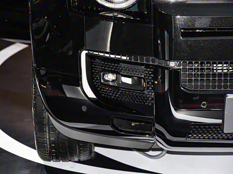 2022�� 110 V8 007��ذ�