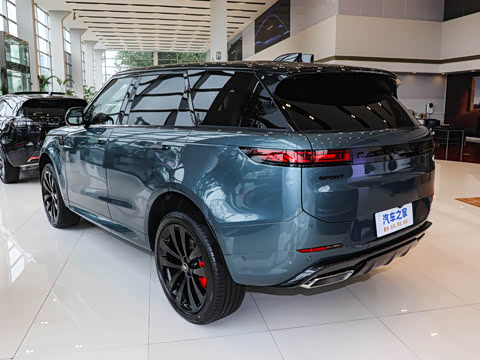 2025�� 400PS Dynamic HSE