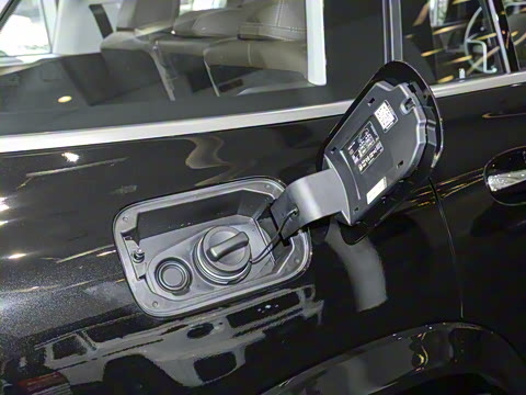 2025�� GLS 450 4MATIC ������