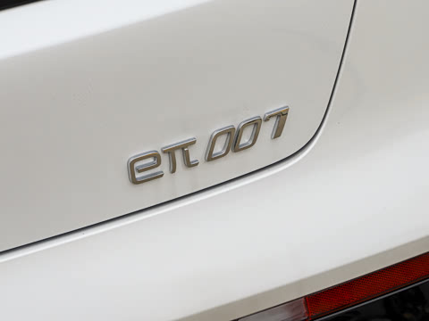 2025�� ���� 550ProѲ����