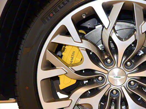 2020�� 4.0T V8 1913�׷�������