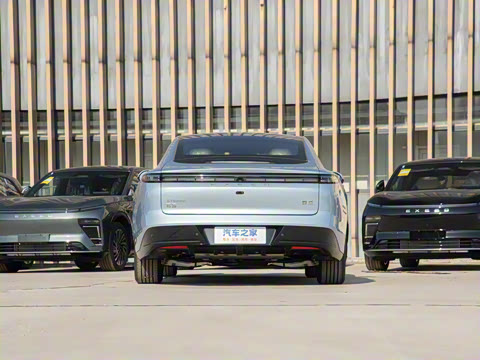 2025�� ���� Pro ���ٸ�����ʻ