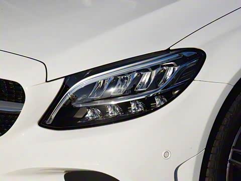 2020�� C 260 L �˶��� 4MATIC