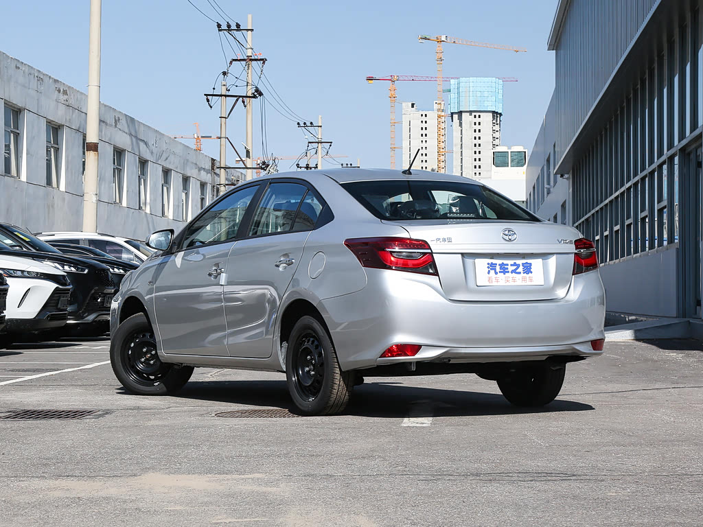 Toyota Vios IV, Седан: фото поколения