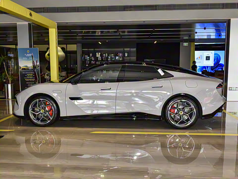 2025�� 600 ������