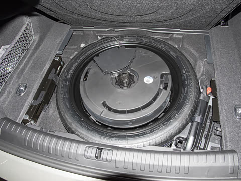 2025�� �Ŀ� 55 TFSI quattro �콢������