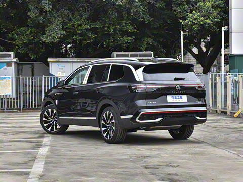 2026�� 450TSI �������� 6��