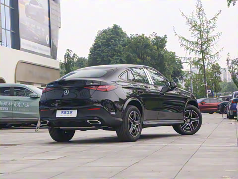 2025�� �Ŀ� GLC 260 4MATIC ����SUV