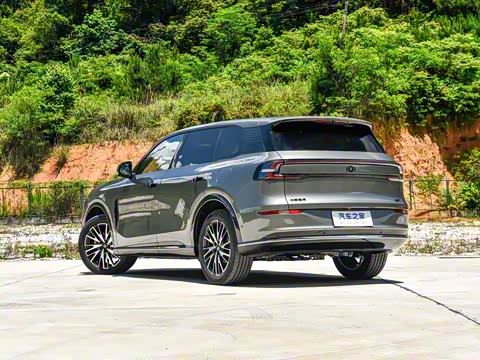 2025�� 215�콢��