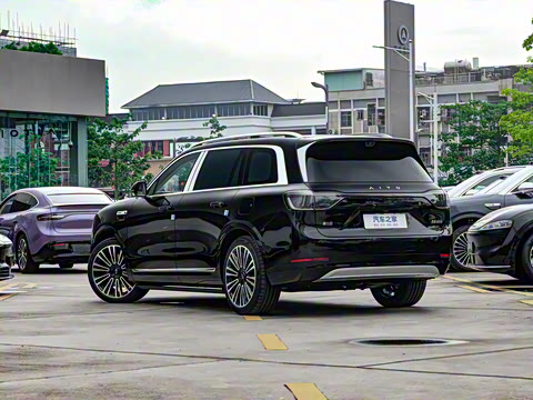 2025�� ���� Ultra�� 100kWh 6����