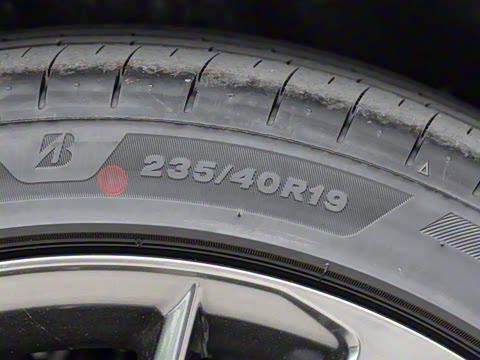 2025�� ˫�� 2.5HXS �˶�Plus���а�