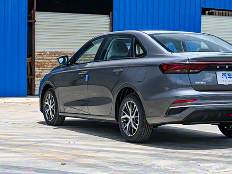 2026�� ��4�� 400������ 1.5L CVT��Խ��