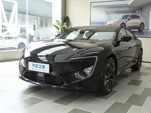 2025�� �Ŀ� Ultra���̰�