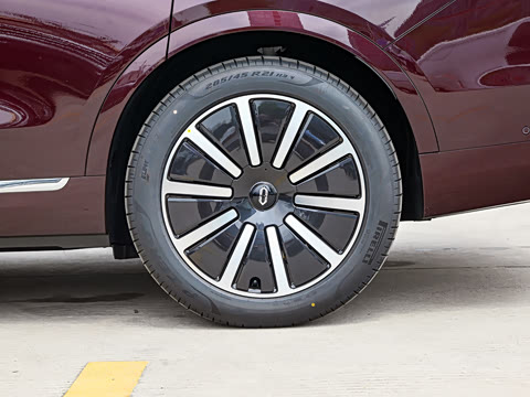 2025�� ���� Ultra�� 52kWh 5����