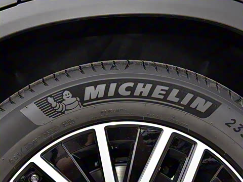 2023�� GLC 260 4MATIC ����SUV