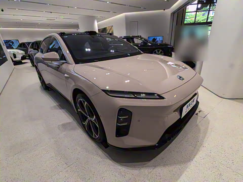 2025�� 75kWh Touring