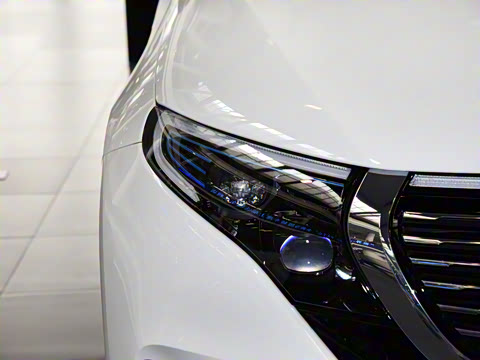 2021�� EQC 350 4MATIC