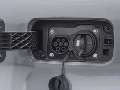 2025�� Pro 201km ���ư�