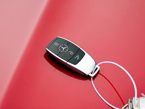 2025�� GLB 220 ������