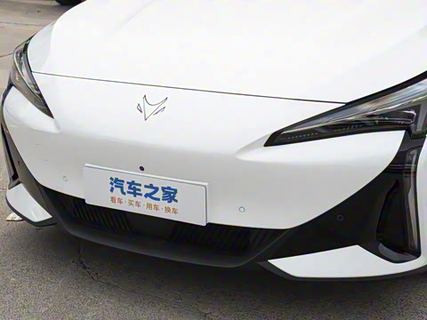 2025�� 560MAX 185kW