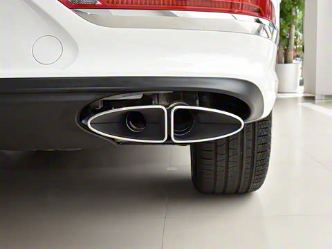 2026�� 4.0T V8 ������