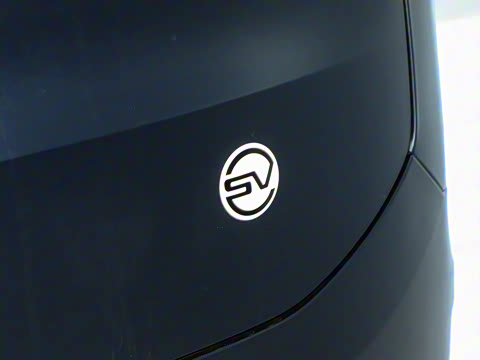 2025�� 4.4 V8 SV Edition Two