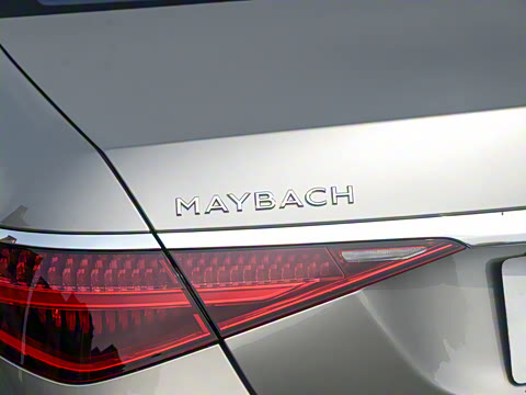 2025�� �Ŀ� S 680 4MATIC