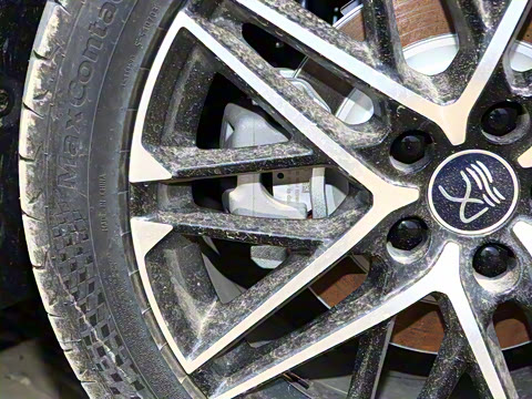 2025�� EV �Ǽݰ� 605KM������