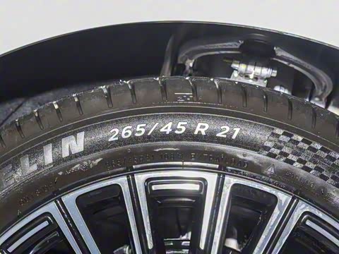 2025�� ����Ultra+