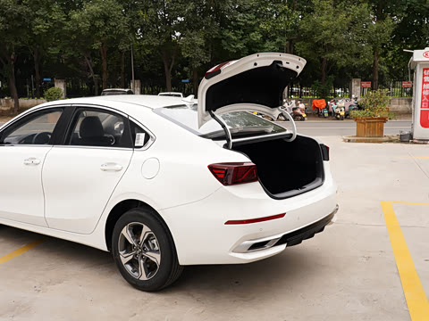 起亚k3 2020款 1.5l cvt新锐天窗版车厢座椅_大众_汽车图片_汽车之家