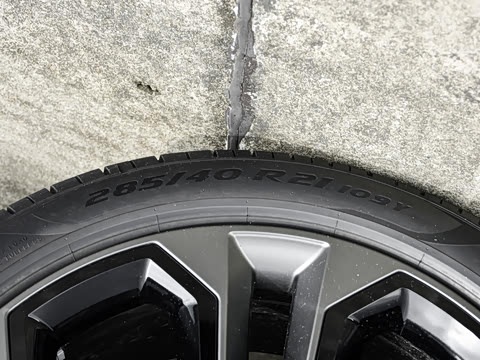 2025�� 55 TFSI quattro S line�˶���