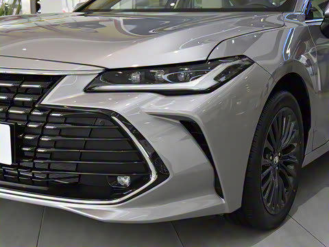 2023�� 2.0L XLE������