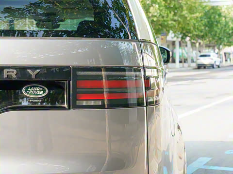 2023�� 360PS R-Dynamic S