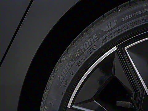 2023�� 740Li ������ M�˶���װ