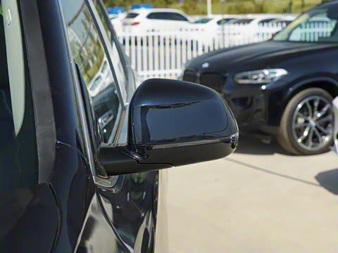 2022�� �Ŀ� xDrive25i M�˶���װ