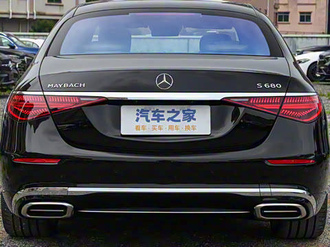 2025�� �Ŀ� S 680 4MATIC
