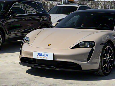 2022�� �Ŀ� Taycan