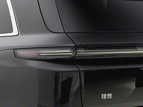 2025�� Ultra ���ܻ��°�