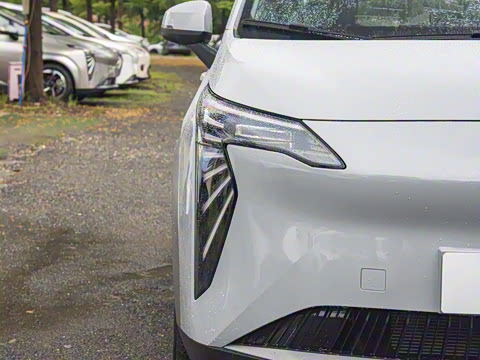 2025�� Plus 510 ������