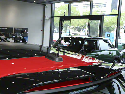 2025�� JOHN COOPER WORKS