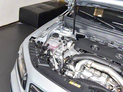 2025�� GLB 220 ������