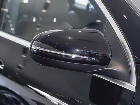 2025�� �Ŀ� GLA 220