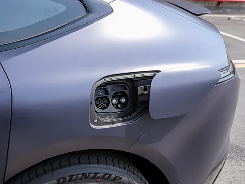 2025�� Max���̰�