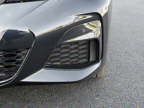 2022�� 320Li M�˶���װ