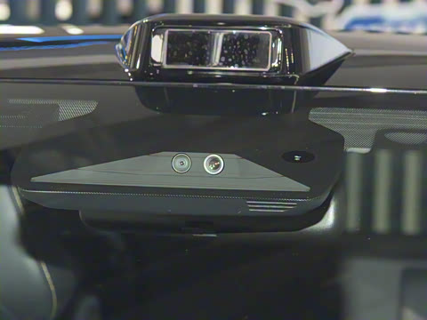 2025�� 630 PRO���а�